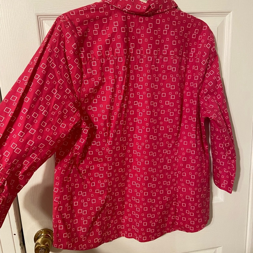 Pink Patterned Button-Up Women's Shirt - Picture 4 of 5
